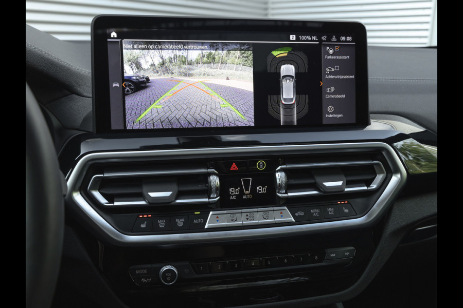 BMW X4 M40i - Pano - Trekhaak - Driving Ass Prof - Head-up - Harman Kardon