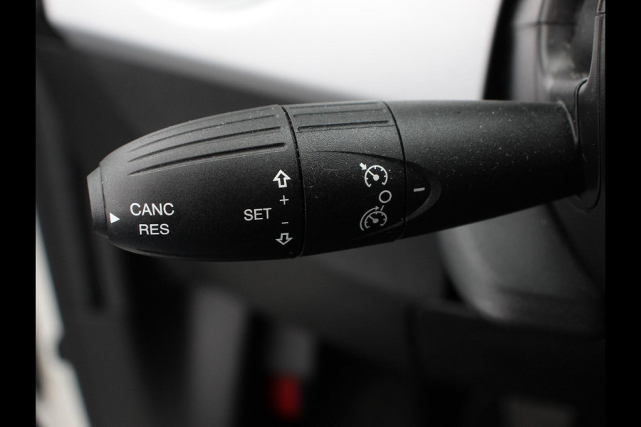Fiat 500 1.0 69pk Hybrid Connect Navigatie Apple Carplay / Android Auto Cruise Control Airco Lichtmetalen Velgen