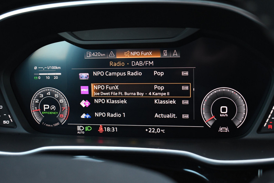 Audi Q3 45 TFSI quattro S-Line Pano Trekh ACC B&O 21inch m-LED Camera