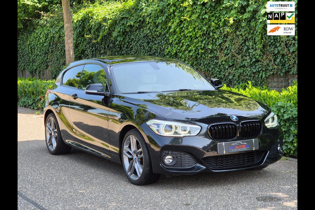 BMW 1-serie 120i High Executive M Pakket Coupe Apple CarPlay Harman & Kardon LED NAP NL BMW 1-serie 120i High Executive M Pakket Coupe Apple CarPlay Harman & Kardon LED NAP NL