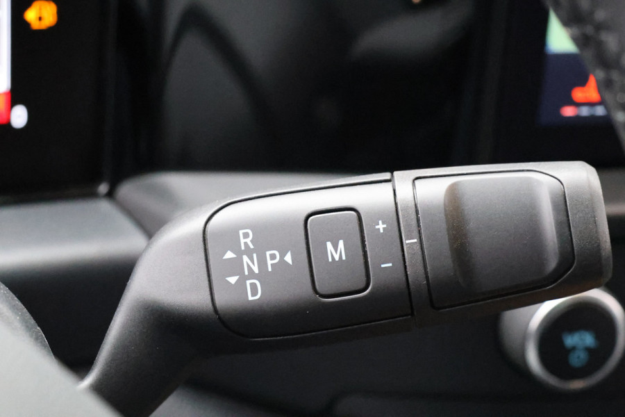 Ford Transit Custom 320 2.0 TDCI L2H1 DC Limited 170 PK | BPM VRIJ | ACC | Blind Spot | Navigatie | Camera | CarPlay | Lane Assist | Stoelverwarming Raptor Edition | NL Auto | 6-Zitter | Dubbel Cabine