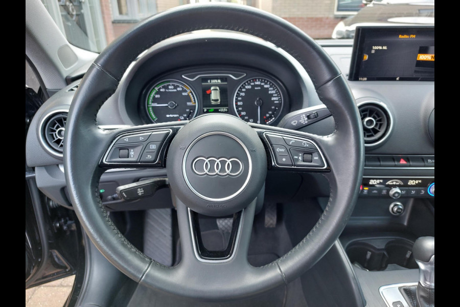 Audi A3 Sportback 40 e-tron Advance Sport | Trekhaak | Camera | 100% onderhouden