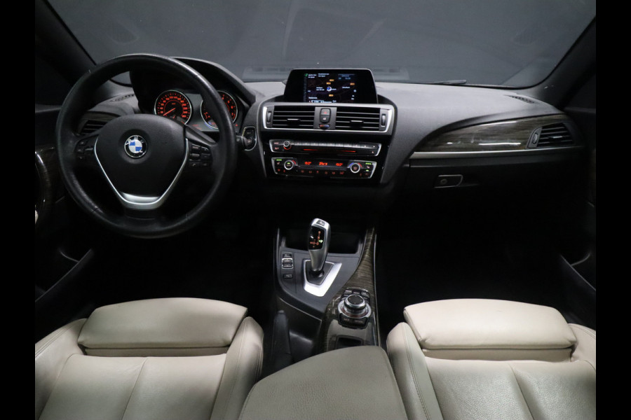 BMW 2 Serie Cabrio 220i High Executive [CAMERA, VOL LEDER, STOELVERWARMING, PDC V+A, BLUETOOTH, CRUISE, CLIMATE, NIEUWSTAAT]