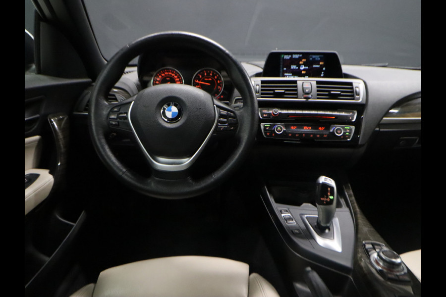 BMW 2 Serie Cabrio 220i High Executive [CAMERA, VOL LEDER, STOELVERWARMING, PDC V+A, BLUETOOTH, CRUISE, CLIMATE, NIEUWSTAAT]