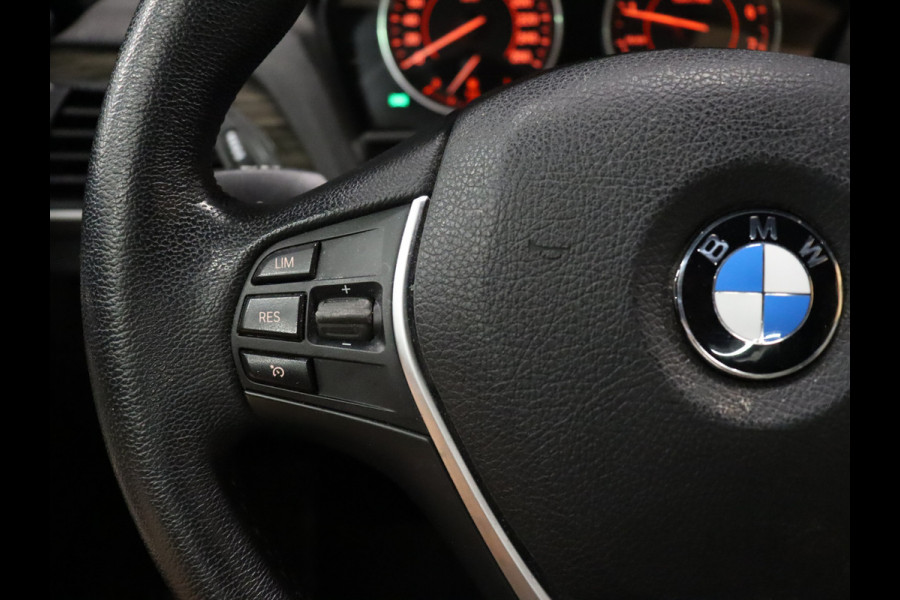 BMW 2 Serie Cabrio 220i High Executive [CAMERA, VOL LEDER, STOELVERWARMING, PDC V+A, BLUETOOTH, CRUISE, CLIMATE, NIEUWSTAAT]