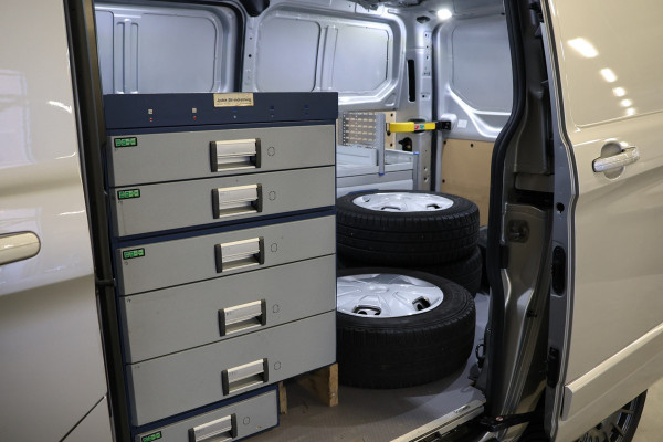Ford Transit Custom 2.0 TDCI Limited | L+R Schuifdeur | ACC | CarPlay | Camera | Stoelverwarming | Lane Assist | PDC V+A | LED | Onderhoudsbeurt | Nieuwe APK