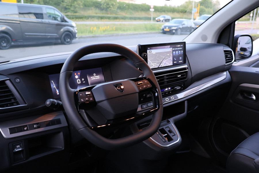 Peugeot Expert 2.0 BlueHDi 180PK L3 DC | 5-Zitter | Dubbel cabine | 360 Camera | Lederen bekleding | CarPlay | Navigatie | Stoelverwarming | Stuurwielverwarming | Massage | Elek. stoel | Lane Assist |  Dodehoek detector