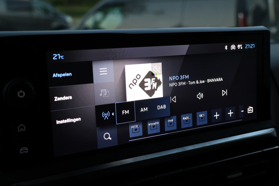 Peugeot Expert 2.0 BlueHDi 180PK L3 DC | 5-Zitter | Dubbel cabine | 360 Camera | Lederen bekleding | CarPlay | Navigatie | Stoelverwarming | Stuurwielverwarming | Massage | Elek. stoel | Lane Assist |  Dodehoek detector