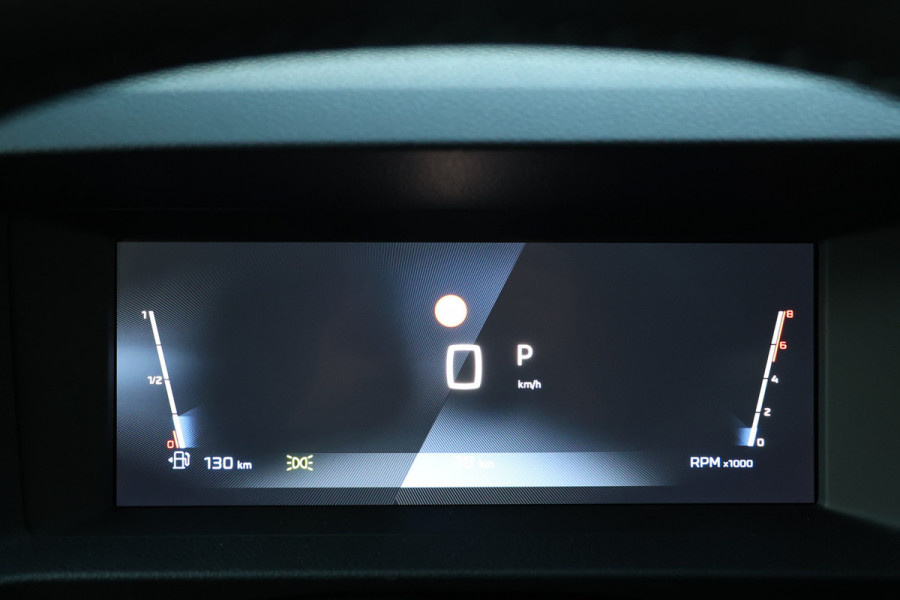 Peugeot Expert 2.0 BlueHDi 180PK L3 DC | 5-Zitter | Dubbel cabine | 360 Camera | Lederen bekleding | CarPlay | Navigatie | Stoelverwarming | Stuurwielverwarming | Massage | Elek. stoel | Lane Assist |  Dodehoek detector