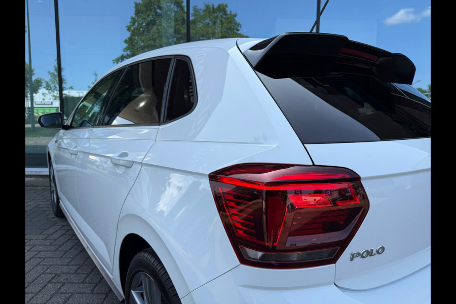 Volkswagen Polo 1.0 TSI Highline - RLine - Automaat - LED - Parkeerhulp - Winterpakket