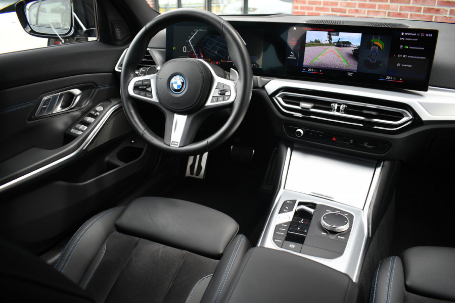 BMW 3-serie 330e xDrive M-Sport Pro Dravit H/K 19inch HUD Camera