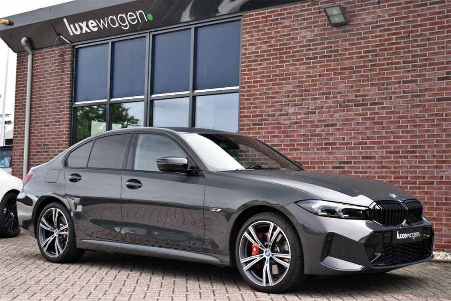 BMW 3-serie 330e xDrive M-Sport Pro Dravit H/K 19inch HUD Camera