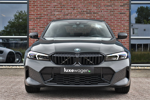 BMW 3-serie 330e xDrive M-Sport Pro Dravit H/K 19inch HUD Camera