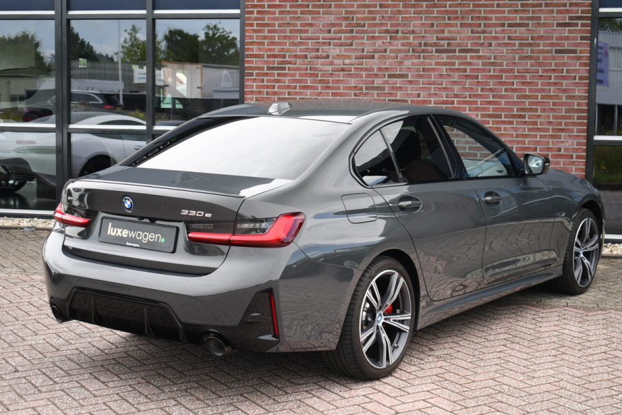 BMW 3-serie 330e xDrive M-Sport Pro Dravit H/K 19inch HUD Camera