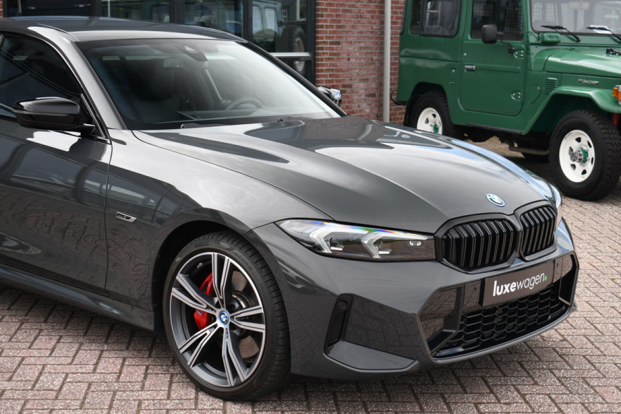 BMW 3-serie 330e xDrive M-Sport Pro Dravit H/K 19inch HUD Camera