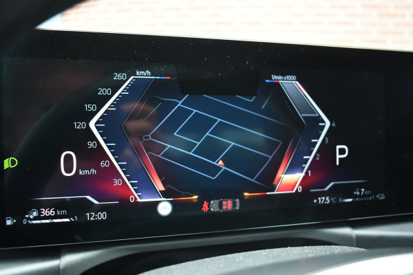 BMW 3-serie 330e xDrive M-Sport Pro Dravit H/K 19inch HUD Camera