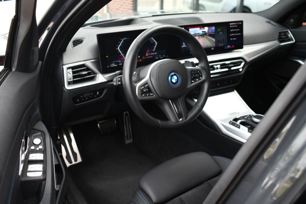 BMW 3-serie 330e xDrive M-Sport Pro Dravit H/K 19inch HUD Camera