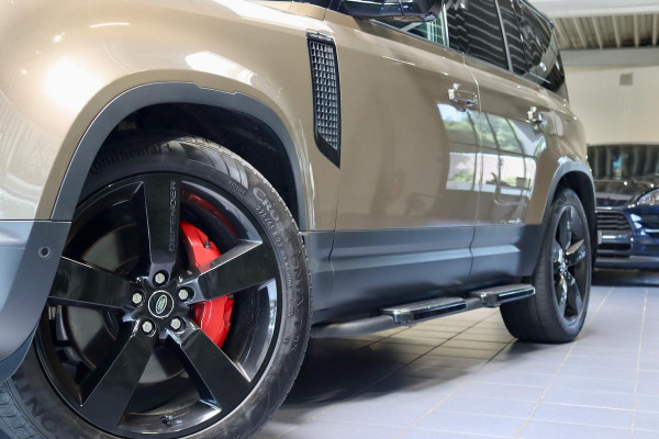 Land Rover Defender 110 P400e HSE URBAN|PANO|360CAM|6 pers