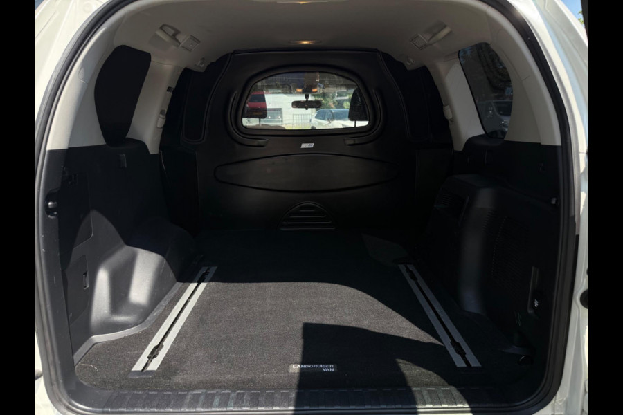 Toyota Land Cruiser 150 2.8 D-4D 4X4 Challenger A/T VAN, 5drs, NAP, 3500 kg, CarPlay, LED, Trekhaak