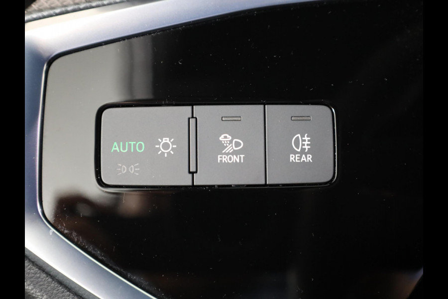Audi Q3 Sportback 35 TFSI S Edition 150pk S-tonic | Navigatie | Lederen bekleding | Parkeercamera | 20 inch lichtmetalen velgen| El.achterklep