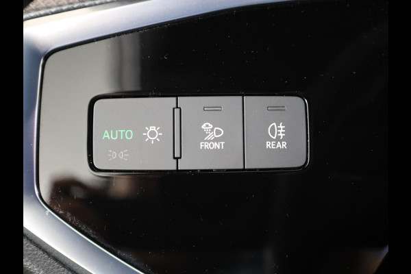 Audi Q3 Sportback 35 TFSI S Edition 150pk S-tonic | Navigatie | Lederen bekleding | Parkeercamera | 20 inch lichtmetalen velgen| El.achterklep