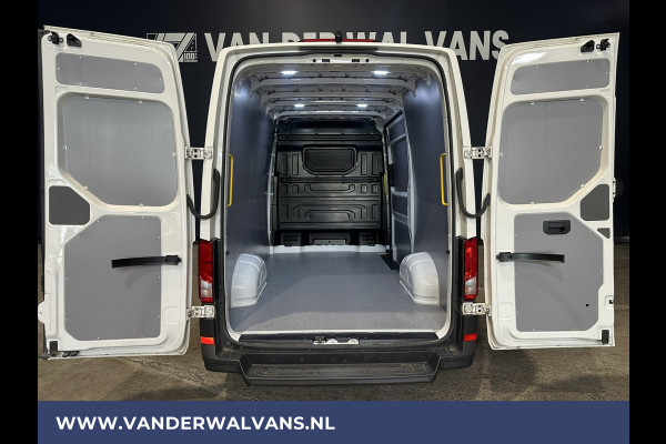 Volkswagen Crafter 2.0 TDI 141pk L3H3 L2H2 Euro6 Airco | Massagestoel | Camera | Apple Carplay | Android Auto Chauffeursstoel, Cruisecontrol, 2800kg trekvermogen