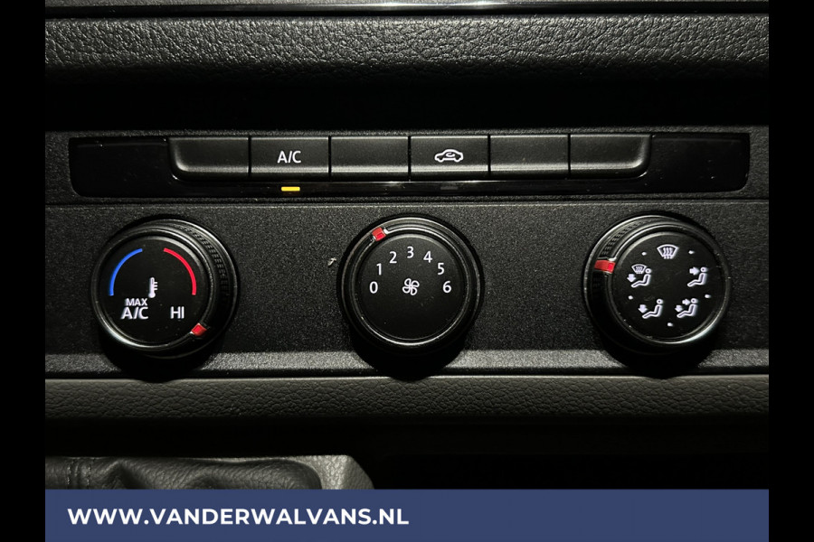 Volkswagen Crafter 2.0 TDI 141pk L3H3 L2H2 Euro6 Airco | Massagestoel | Camera | Apple Carplay | Android Auto Chauffeursstoel, Cruisecontrol, 2800kg trekvermogen