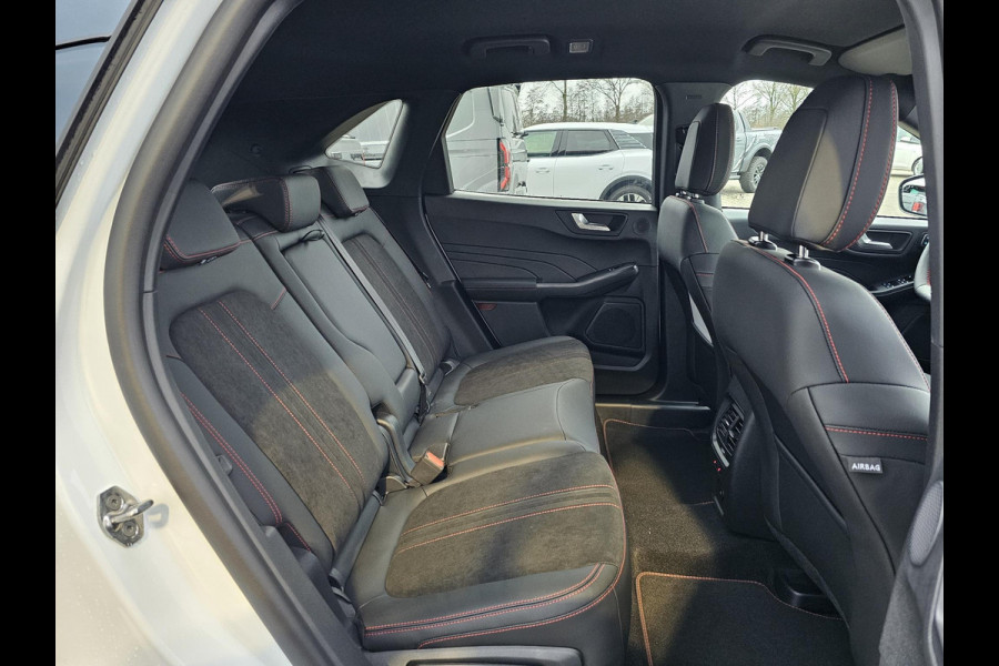 Ford Kuga 2.5 PHEV ST-Line X 243pk | Driver Assistance Pack | Black Package | Winterpack | Panorama dak | Wegklapbare Trekhaak | AGR Stoelen | Adaptieve Matrix LED koplampen met Coast to Coast