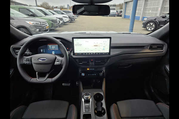Ford Kuga 2.5 PHEV ST-Line X 243pk | Driver Assistance Pack | Black Package | Winterpack | Panorama dak | Wegklapbare Trekhaak | AGR Stoelen | Adaptieve Matrix LED koplampen met Coast to Coast