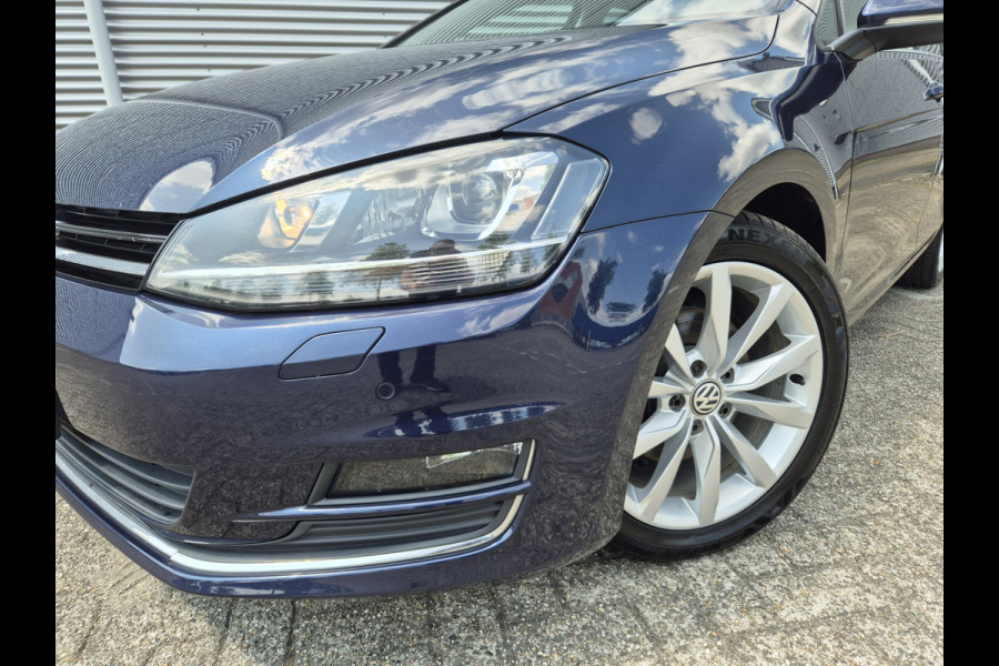 Volkswagen Golf 1.4 TSI Highline Automaat, airco,cruise,navigatie,stoelverwarming,parkeersensoren,