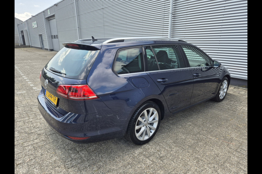Volkswagen Golf 1.4 TSI Highline Automaat, airco,cruise,navigatie,stoelverwarming,parkeersensoren,