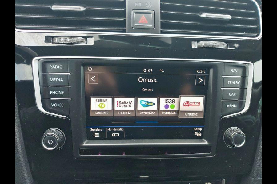 Volkswagen Golf 1.4 TSI Highline Automaat, airco,cruise,navigatie,stoelverwarming,parkeersensoren,