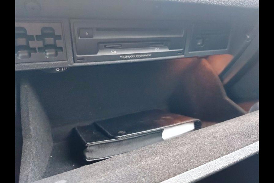 Volkswagen Golf 1.4 TSI Highline Automaat, airco,cruise,navigatie,stoelverwarming,parkeersensoren,