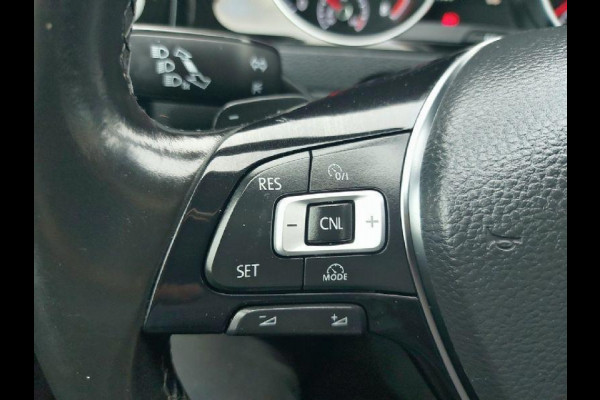 Volkswagen Golf 1.4 TSI Highline Automaat, airco,cruise,navigatie,stoelverwarming,parkeersensoren,
