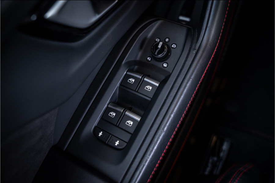 Lamborghini Urus 4.0 V8 - Akrapovic l Carbon | B&O Advanced l Panorama