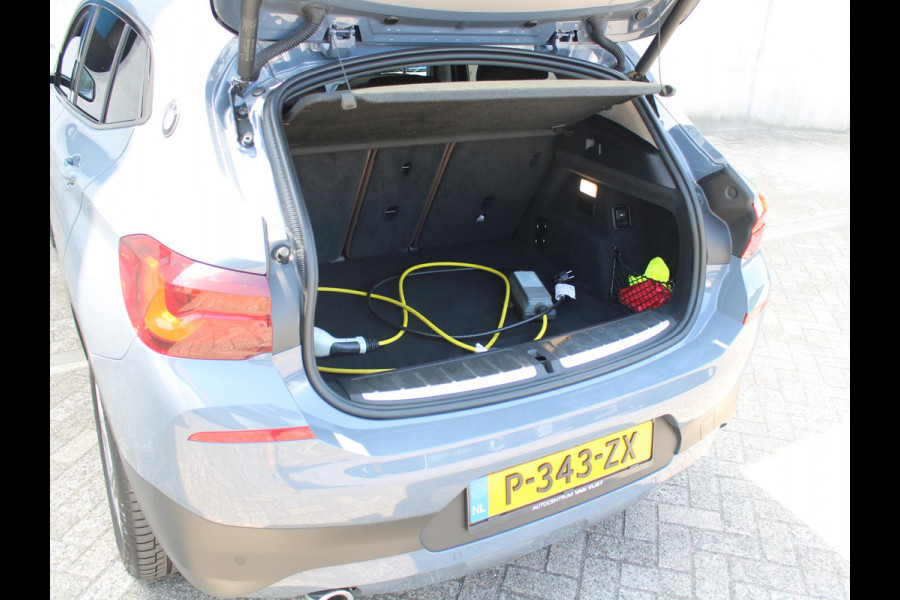 BMW X2 xDrive25e High Executive | ELEKTRISCH SCHUIFDAK | HARMAN KARDON |