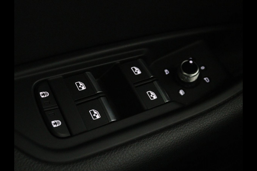 Audi A5 Sportback 35 TFSI S edition | Carplay | Sportstoelen | Navigatie | Virtual cockpit | Half leder | Full LED | climate control | Cruise control