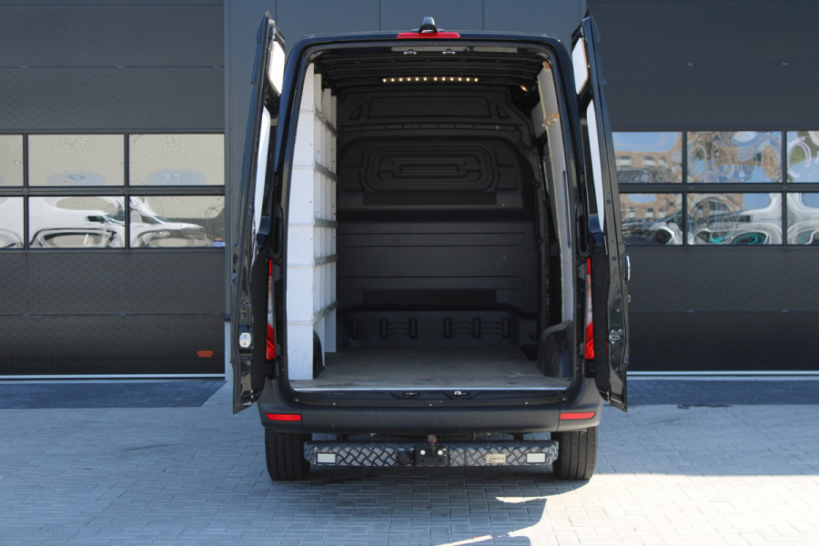 Mercedes-Benz Sprinter 315CDI L2H2 RWD 150pk - MBUX - Trekhaak - Dodehoek - Navi - Elek Spiegels - Rijklaar