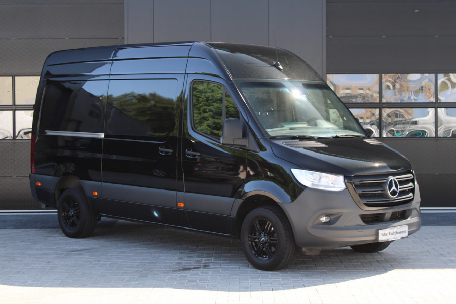 Mercedes-Benz Sprinter 315CDI L2H2 RWD 150pk - MBUX - Trekhaak - Dodehoek - Navi - Elek Spiegels - Rijklaar