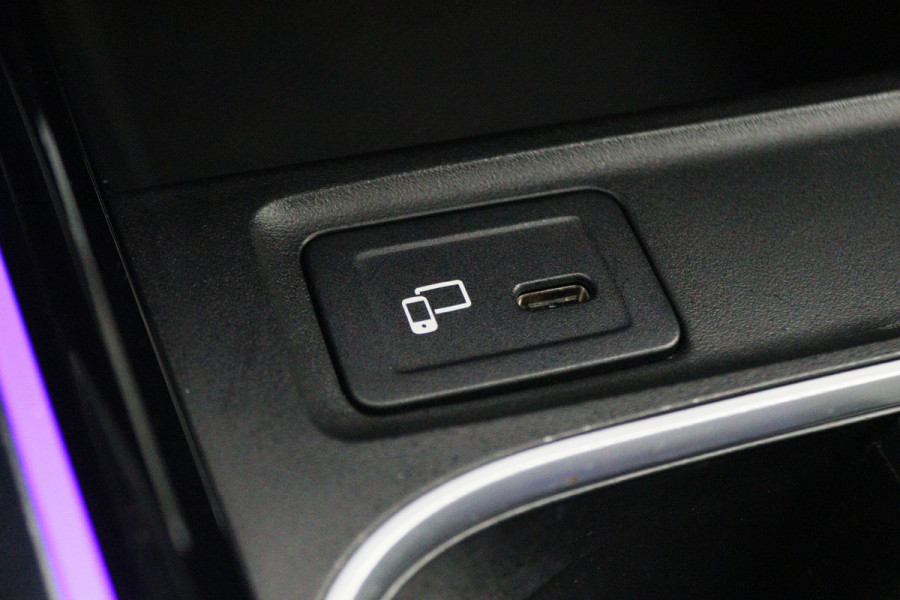 Mercedes-Benz B-Klasse 250 e AMG Line Virtual Cockpit, Sfeerverlichting, Apple Carplay, Standkachel, Cruise, 18''