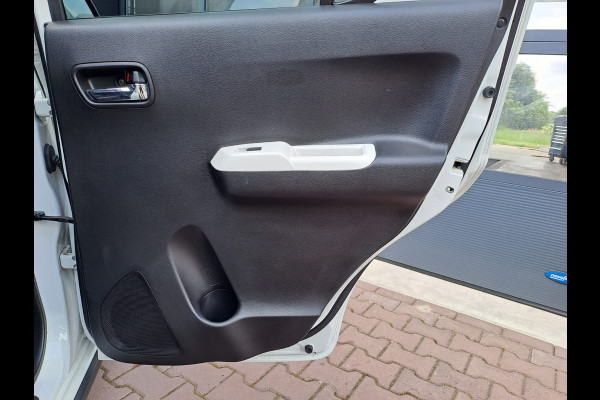 Suzuki Ignis 1.2 Stijl l Automaat l Navi l Trekhaak l Clima l Camera l