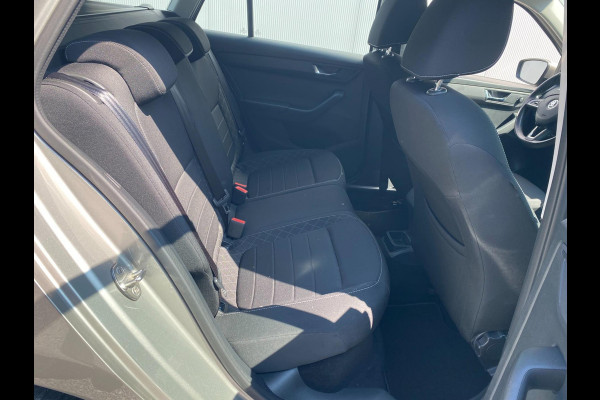 Škoda Fabia Combi 1.2 TSI Comfort | Parkpilot|Frontassist|Cruise|Clima|Stoelverw|Xenon|Navigatie|Keyless go|Dealer Onderhouden