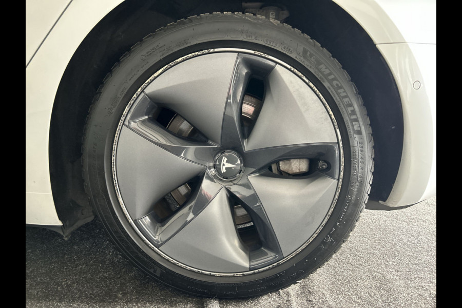 Tesla Model 3 Standard RWD Plus 60 kWh | Panoramadak |  | Soh (batterijcheck) 90,2 %