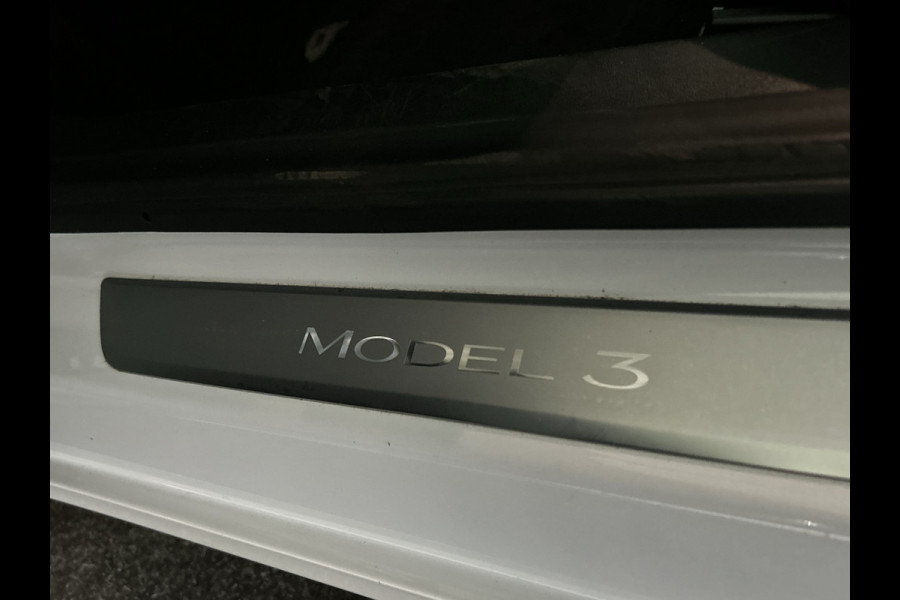 Tesla Model 3 Standard RWD Plus 60 kWh | Panoramadak |  | Soh (batterijcheck) 90,2 %