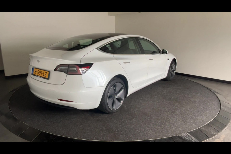 Tesla Model 3 Standard RWD Plus 60 kWh | Panoramadak |  | Soh (batterijcheck) 90,2 %