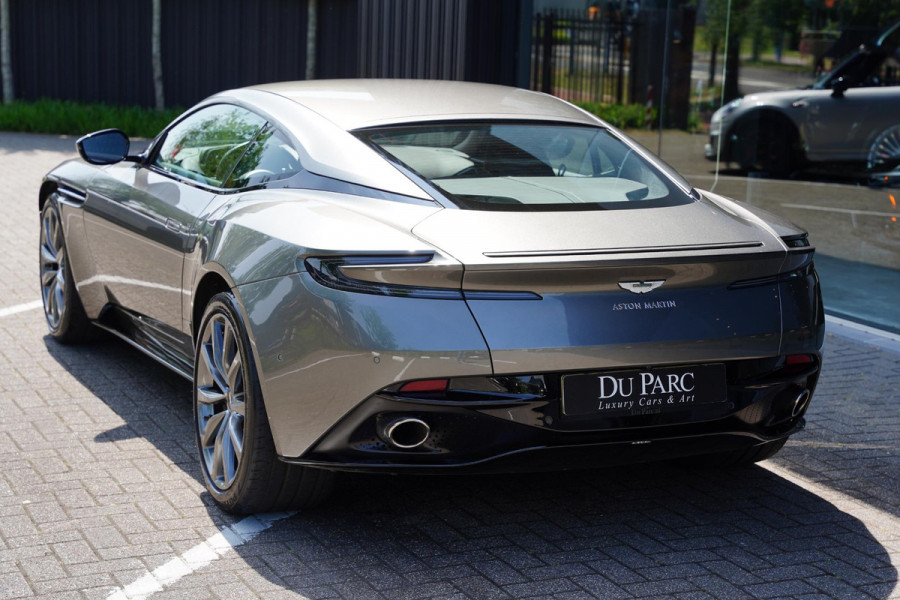 Aston Martin DB11 4.0 V8 NL-Auto Dealer Serviced 30 D.Km