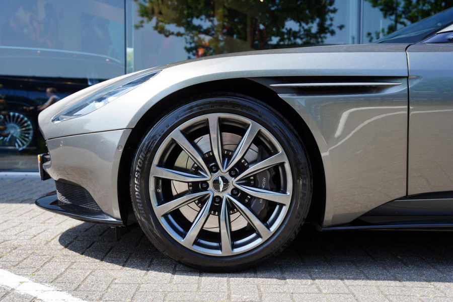 Aston Martin DB11 4.0 V8 NL-Auto Dealer Serviced 30 D.Km