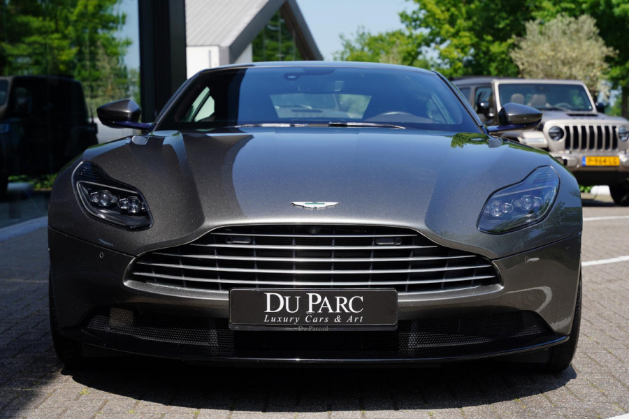 Aston Martin DB11 4.0 V8 NL-Auto Dealer Serviced 30 D.Km
