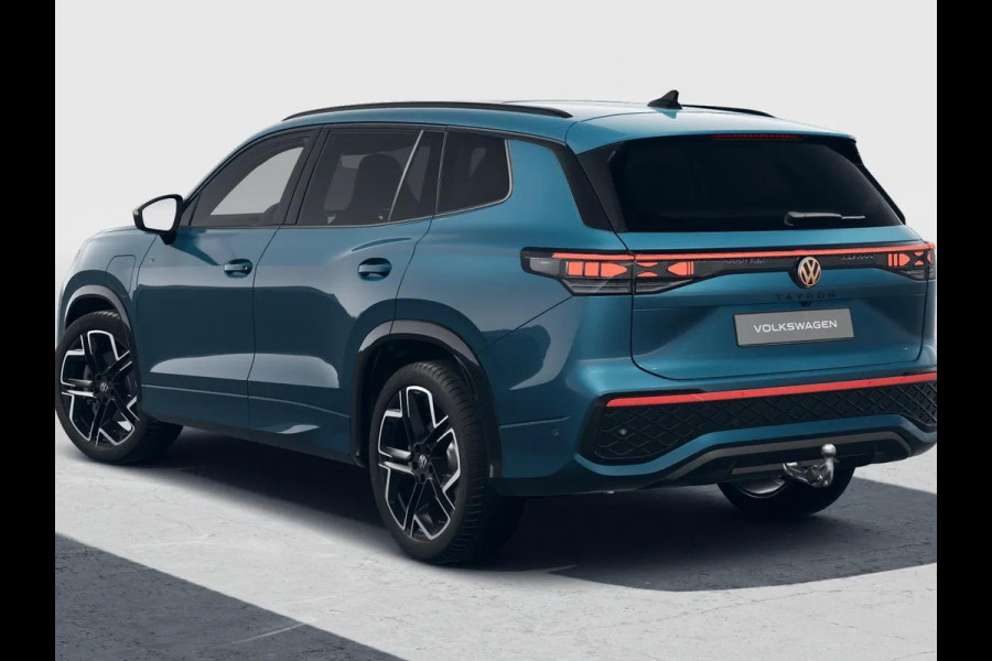 Volkswagen Tayron R-Line-Edition 1.5 eHybrid 150 kW / 204 pk SUV 6 v