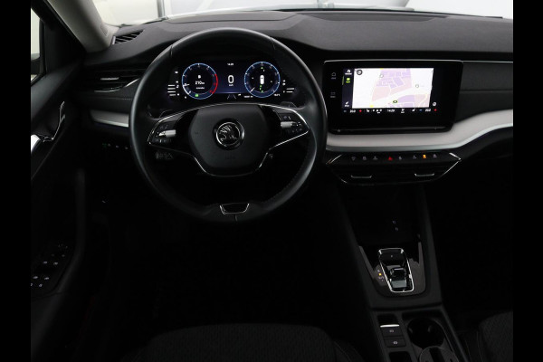 Škoda Octavia 1.0 e-TSI Bns Edition Plus | Memory | Stoelverwarming | Trekhaak | Elektrische achterklep | Head-up | Adaptive cruise control